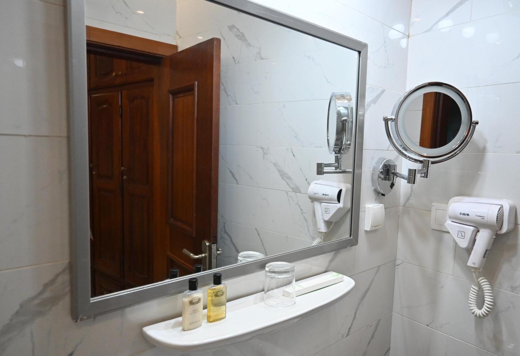 Grand Hotel Akwa Douala Eksteriør bilde